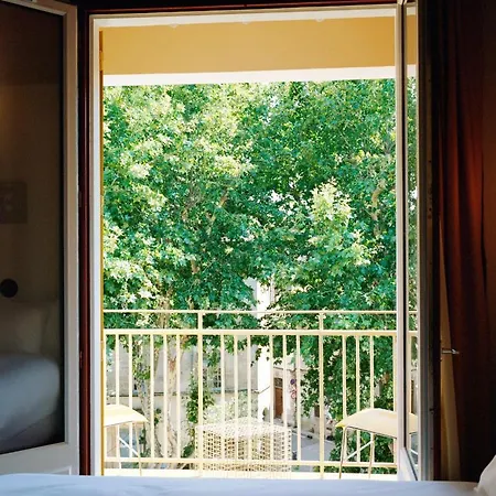 Hotel Present - Entree Autonome, Reception En Ligne - Encore Mieux Arles